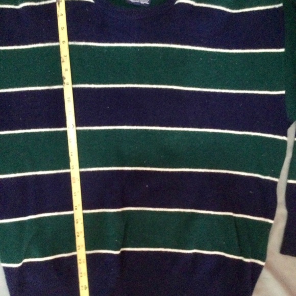 LandsEnd 100% English Wool Navy sweater with green horizontal stripes - Picture 4 of 5